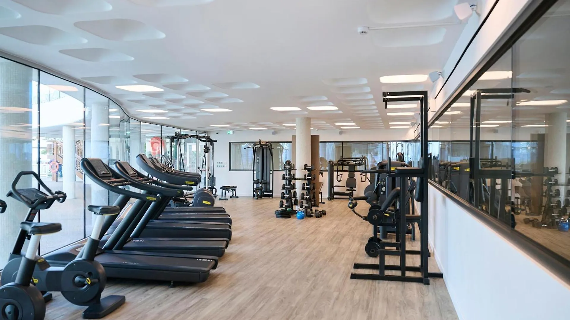 Sunrise Beach Hotel Protaras 5*,